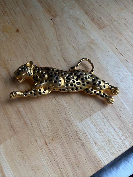 NI 95 Accessories - Vintage Gold Leopard Belt Buckle black belt jeweled